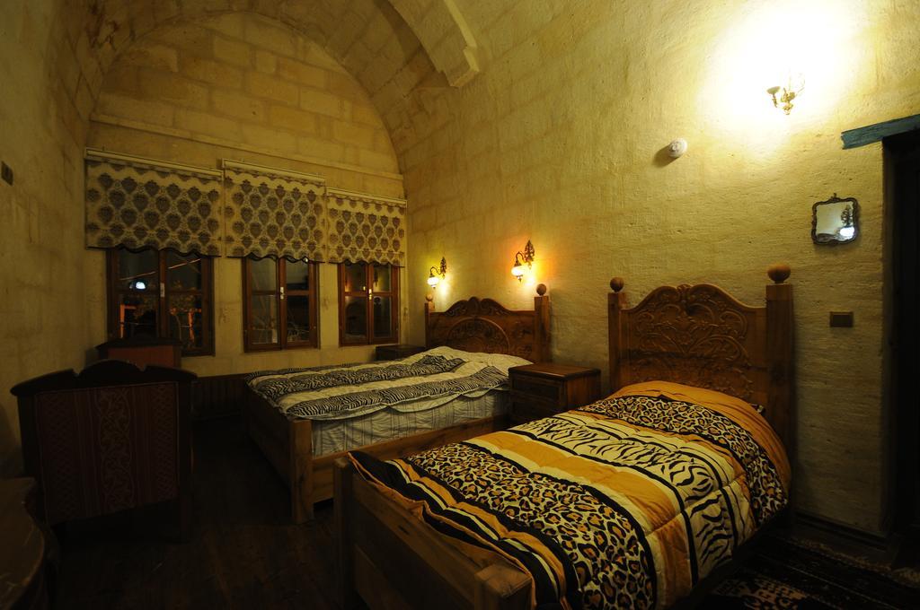 אורגופ Kardesler Cave Hotel חדר תמונה