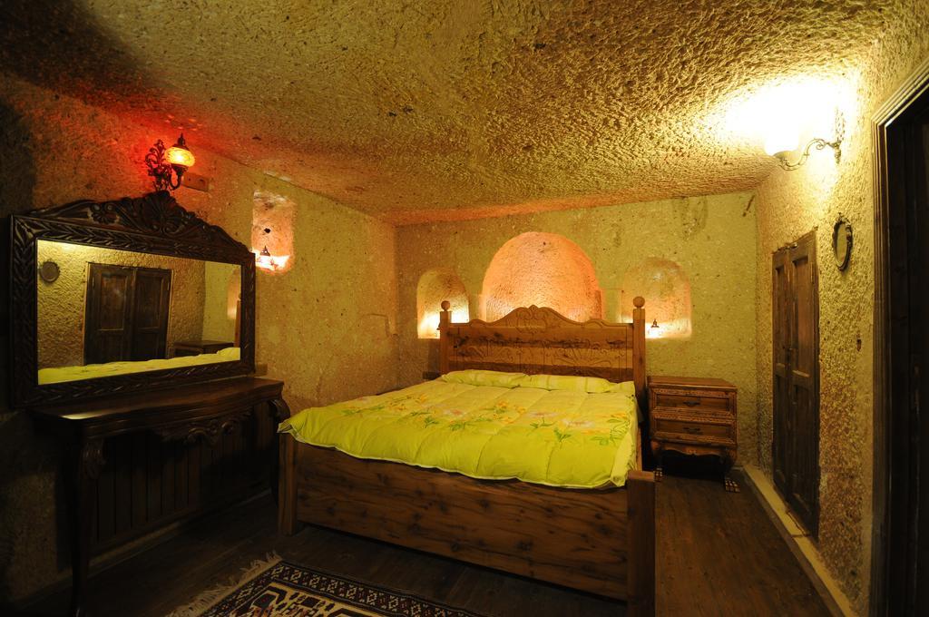 אורגופ Kardesler Cave Hotel חדר תמונה